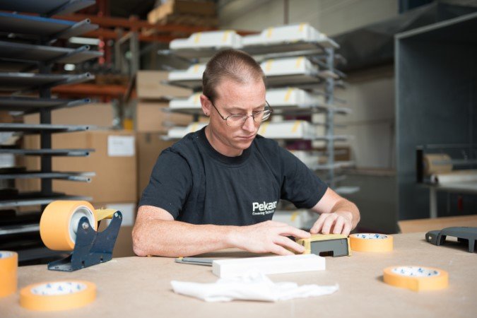 kunststoffgehäuse nach maß arbeitsplatz